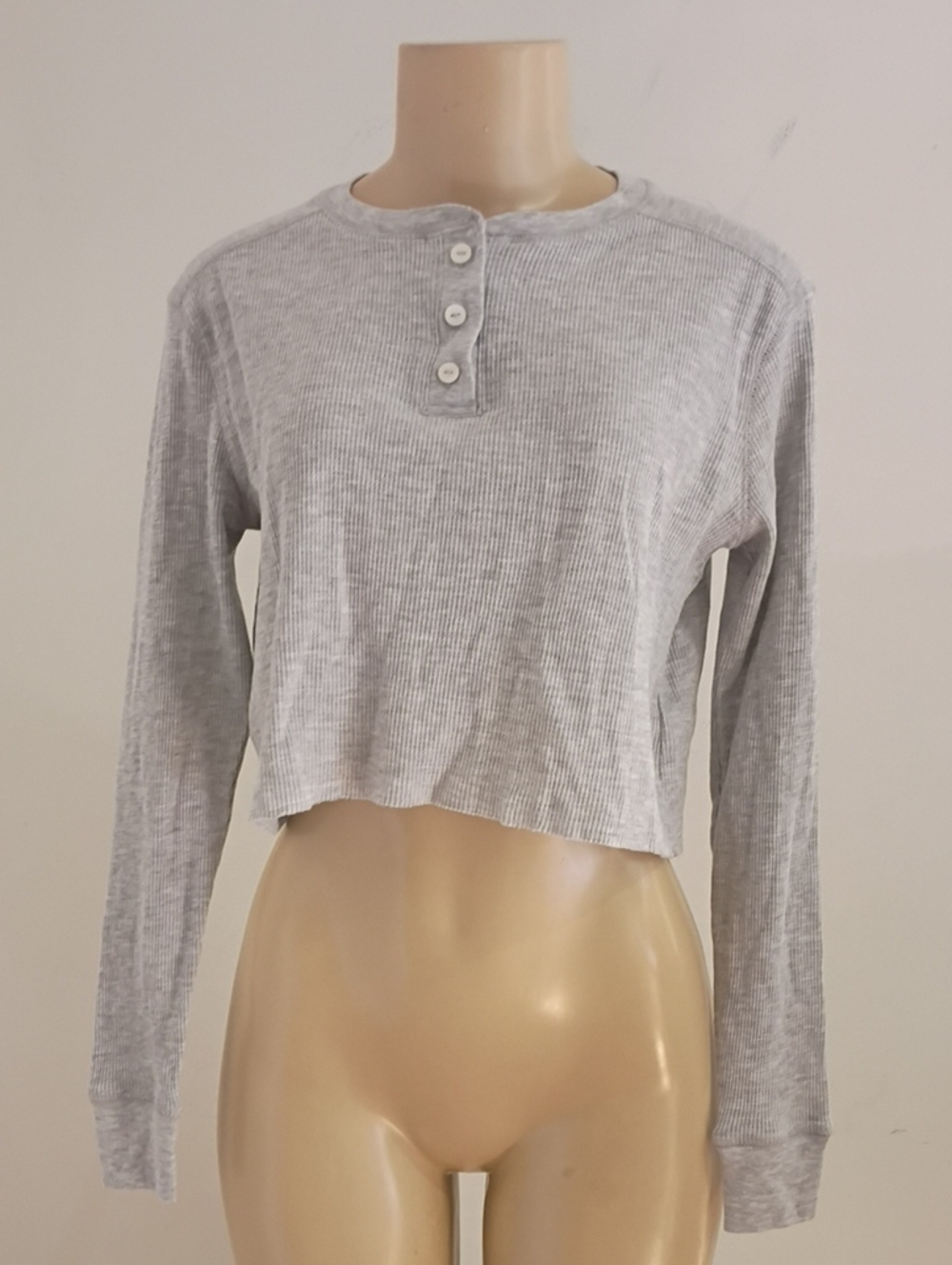 wild fable Gray Ribbed Henley Cropped Long Sleeve Top